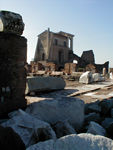 Looking across the corner of the banquet hall.  At the base of the building are the remains of an oval fountain which guests could view while eating, drinking, and whatever.  Like other Roman buildings, the banquet hall was built with a space below it that allowed it to be heated.