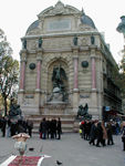 Fountain along Boul Mich